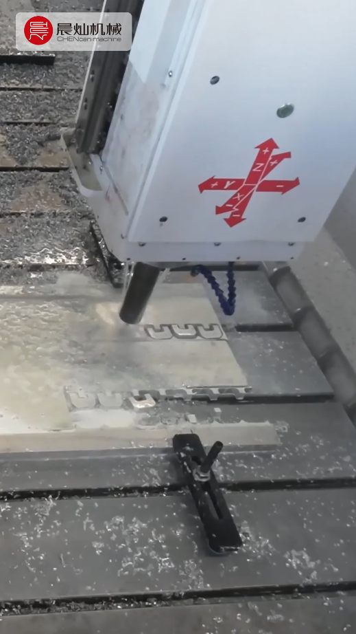 精度在线，效率拉满！铝型材加工中心高速精雕